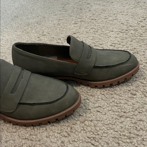 Me Too Olive Green Loafers - Picture 3 of 8